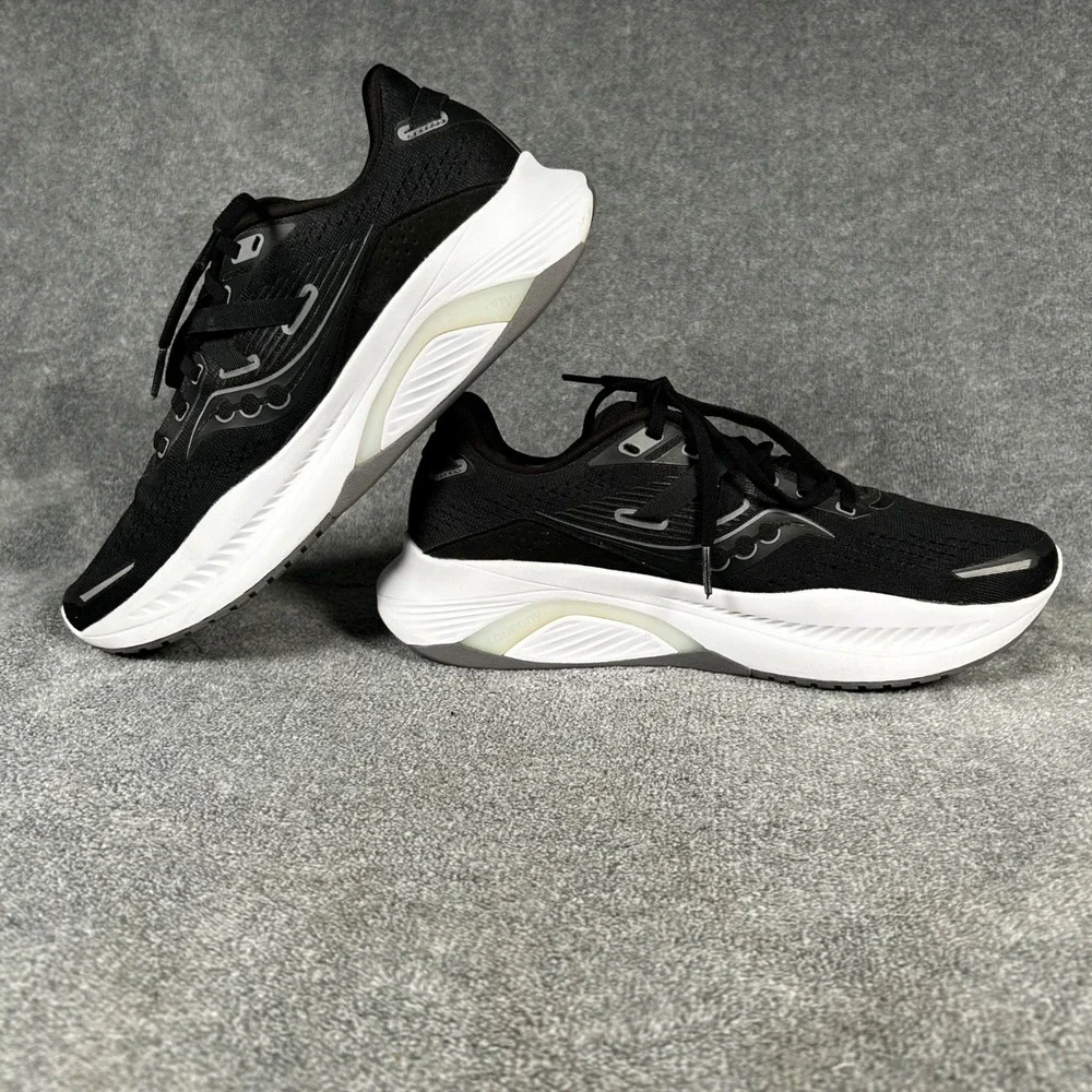 Saucony Guide 16 Running Shoes Womens 9.5 Black White S10810-05